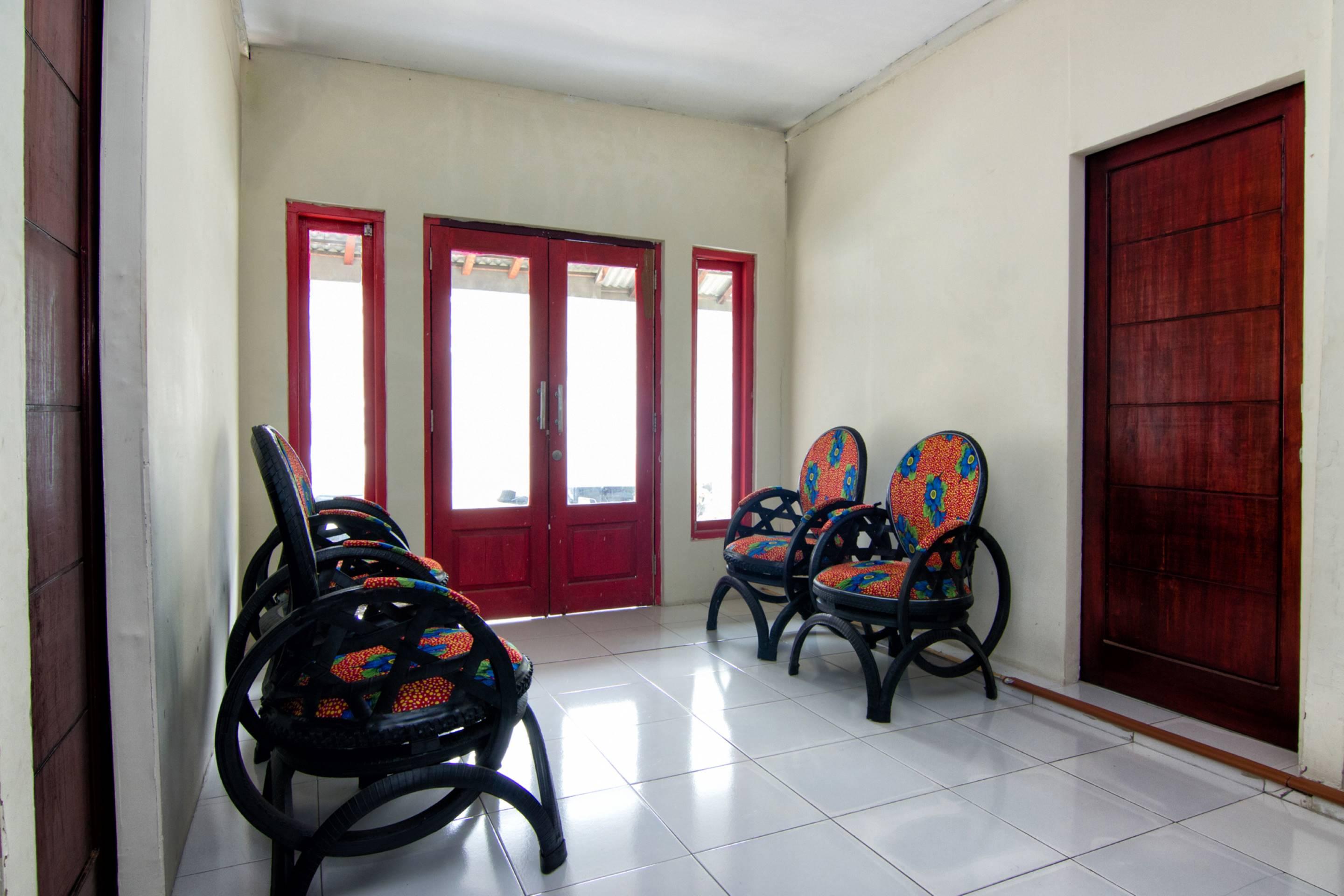 Griya Annisa Hotel Tegal  Ngoại thất bức ảnh